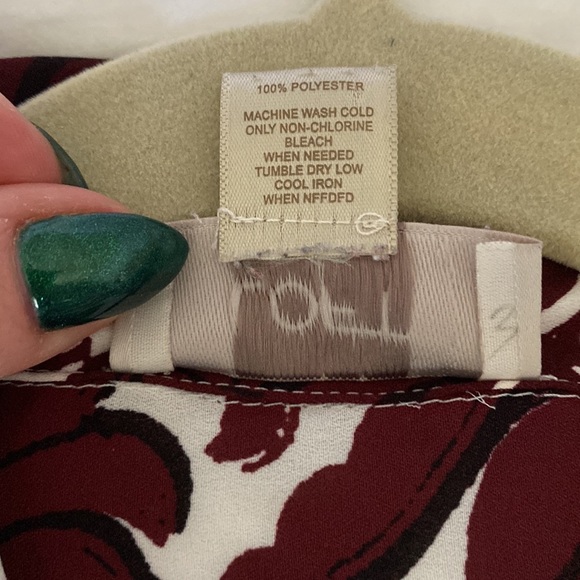 Ann Taylor Loft woman’s button down blouse size XS - Picture 4 of 8